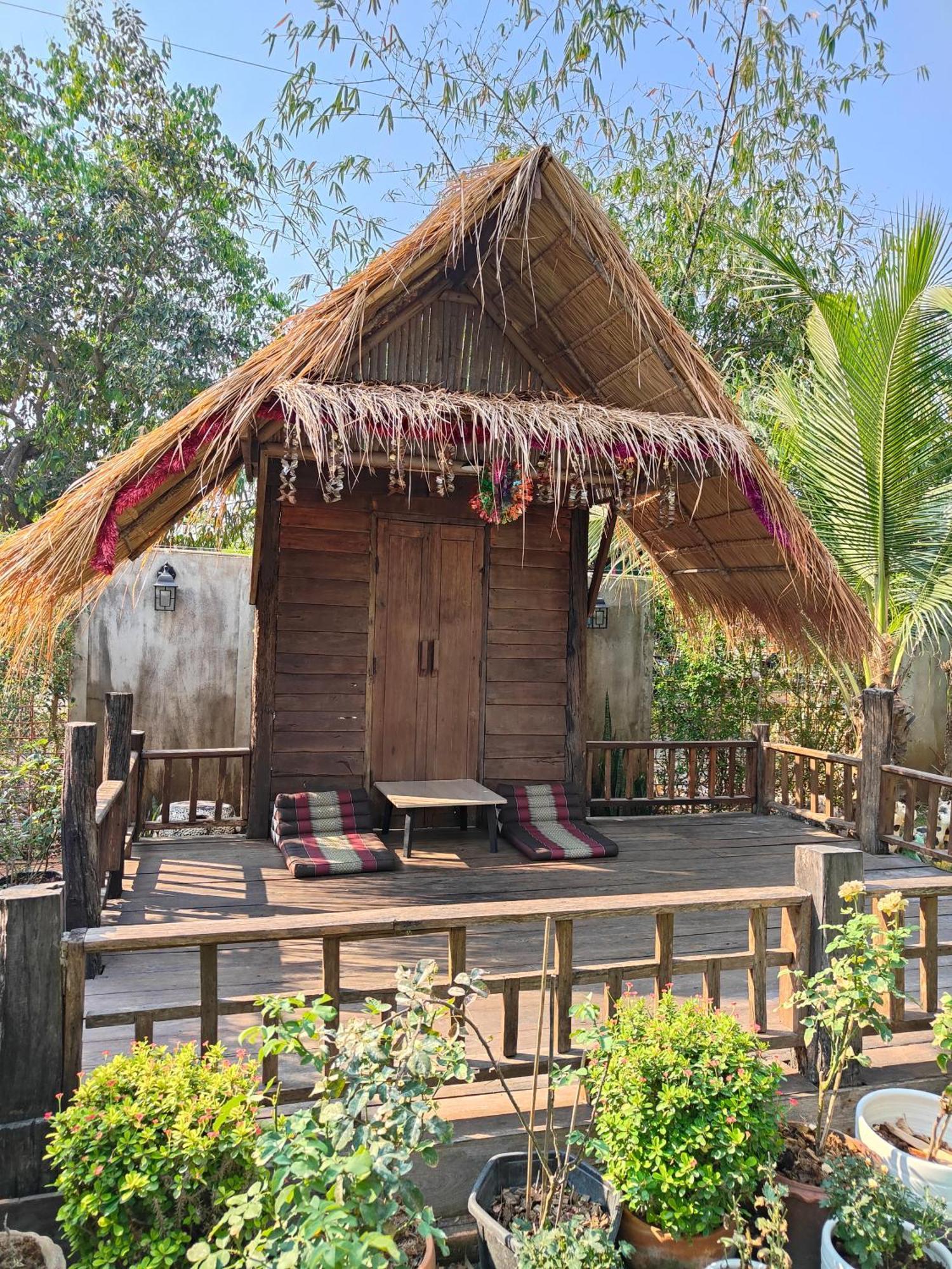 Smilingface Guesthouse Sukhothai Eksteriør billede
