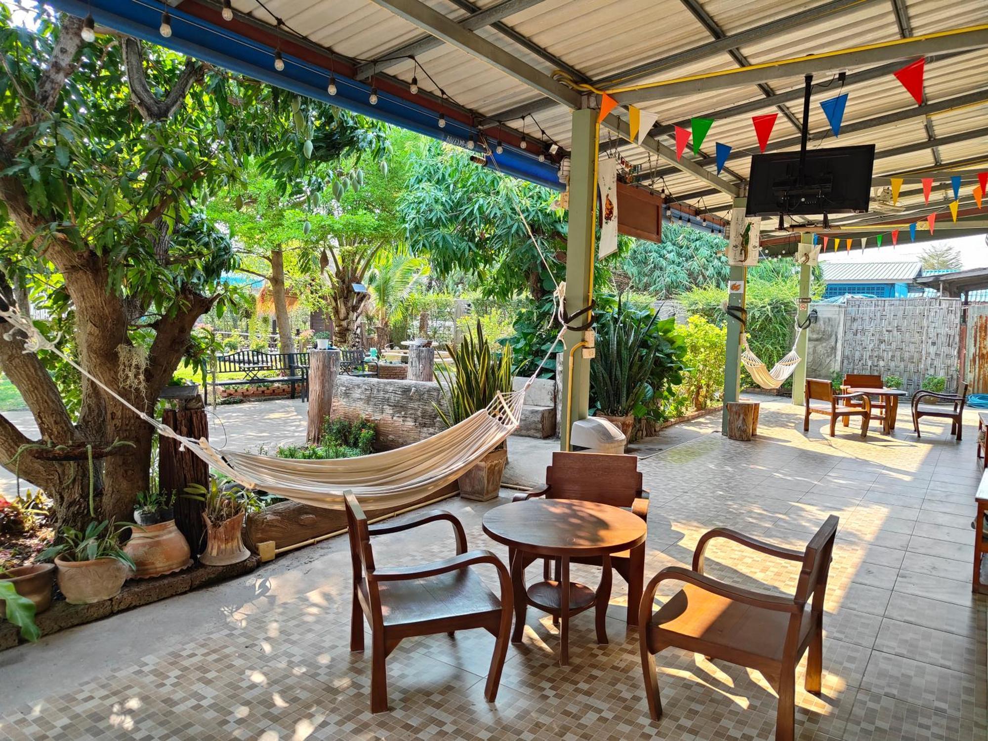 Smilingface Guesthouse Sukhothai Eksteriør billede