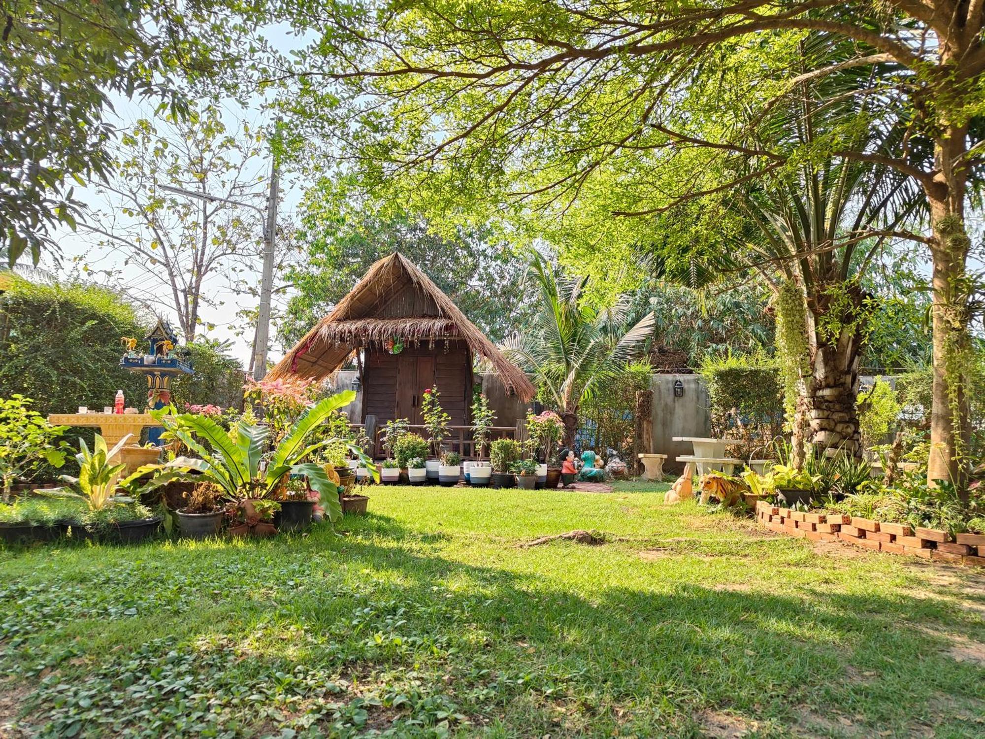 Smilingface Guesthouse Sukhothai Eksteriør billede